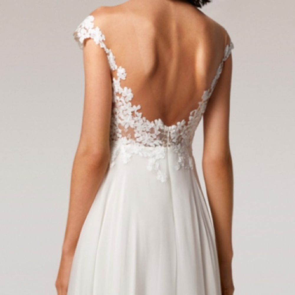 Anna Kara Angeline Whimsical Lace Deep V Neck Chiffon Flowy Comfortable Wedding - Picture 5 of 8